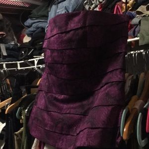 White House/ Black Market Sleeveless Top